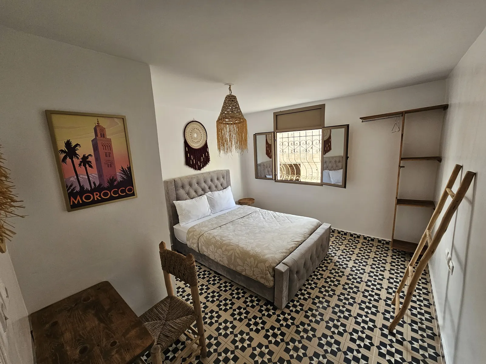 Deluxe Double Room at Jurassic Surf House