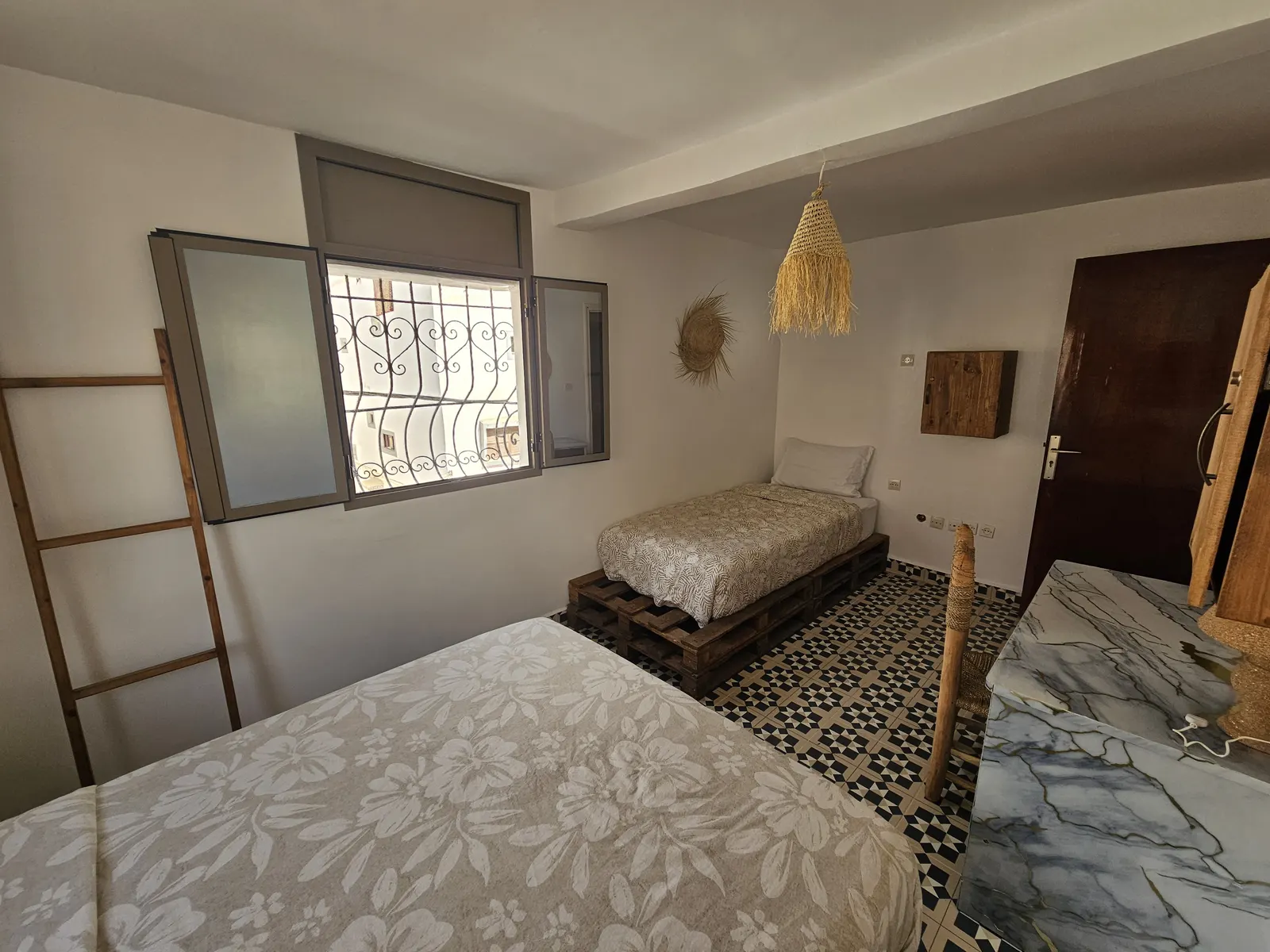Deluxe Triple Room view 4